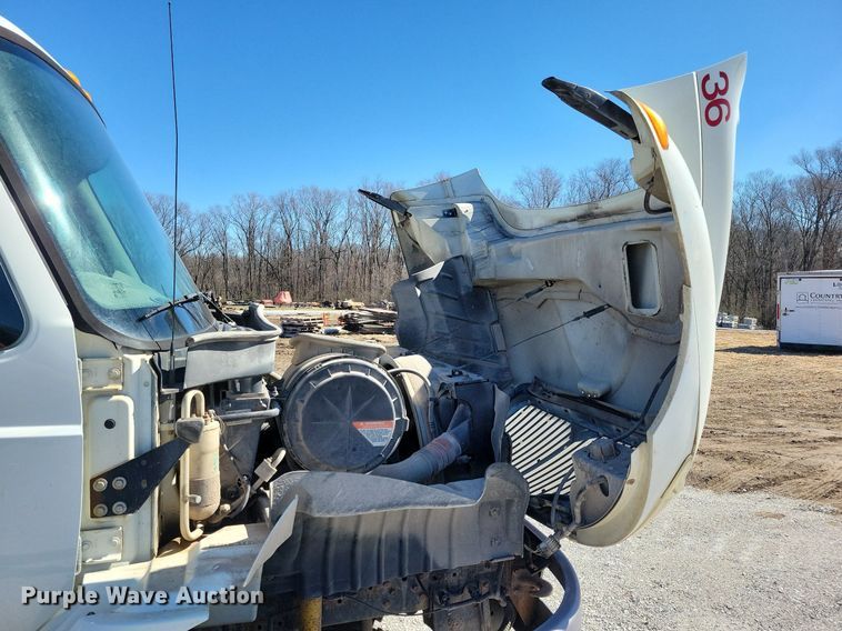 image for item LC9936 2007 International  4300 dump flatbed truck