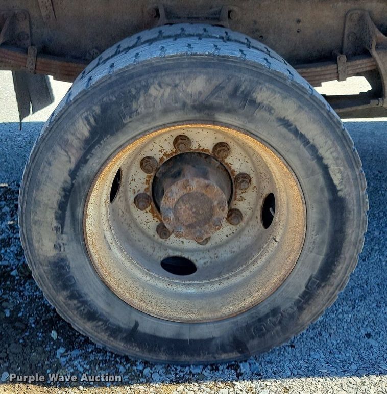 image for item LC9936 2007 International  4300 dump flatbed truck