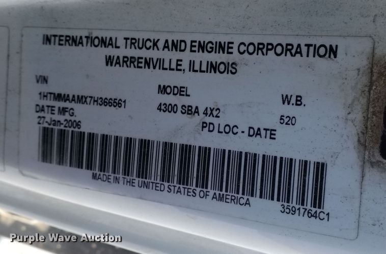 image for item LC9936 2007 International  4300 dump flatbed truck