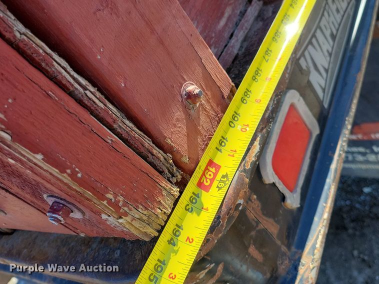 image for item LC9937 2006 International  4300 dump flatbed truck