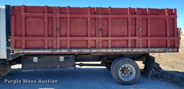 image for item LC9937 2006 International  4300 dump flatbed truck