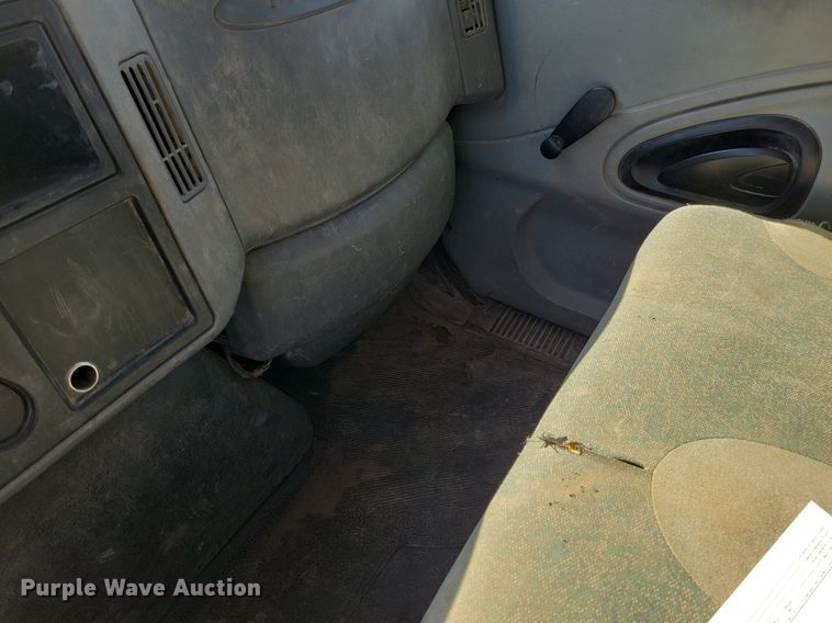 image for item LC9937 2006 International  4300 dump flatbed truck