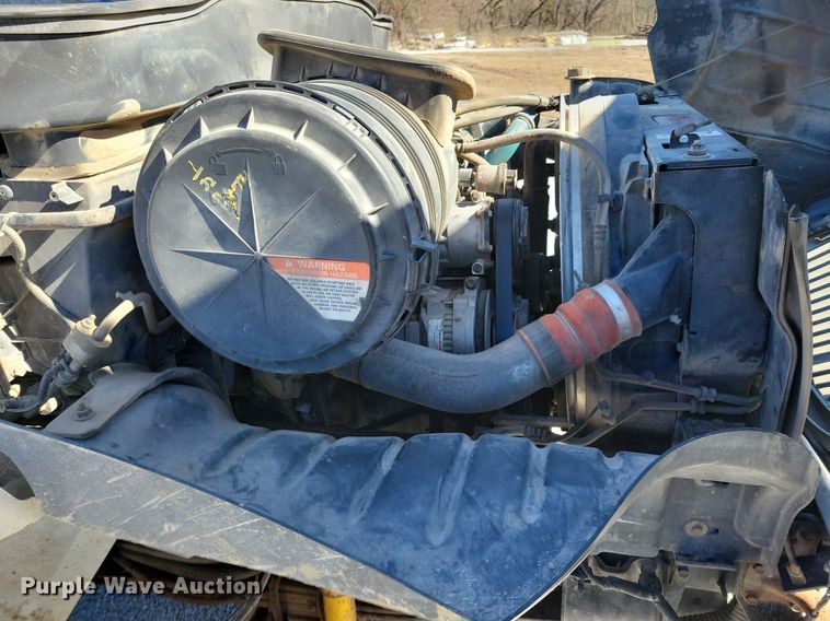 image for item LC9937 2006 International  4300 dump flatbed truck