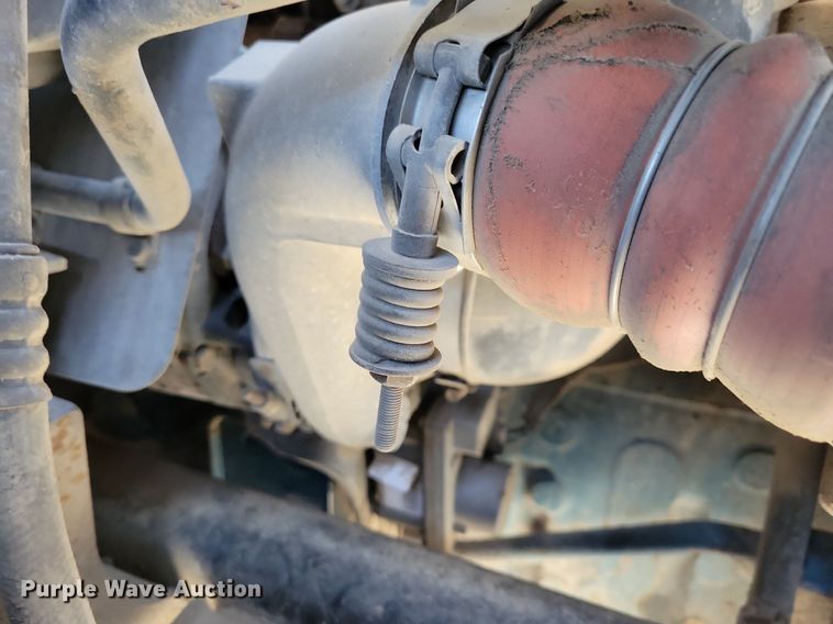 image for item LC9937 2006 International  4300 dump flatbed truck