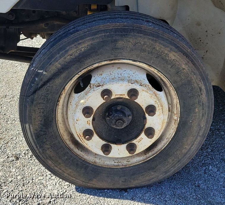 image for item LC9937 2006 International  4300 dump flatbed truck