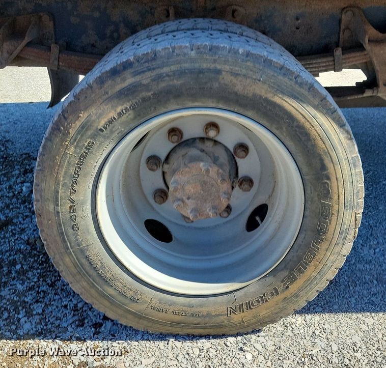 image for item LC9937 2006 International  4300 dump flatbed truck