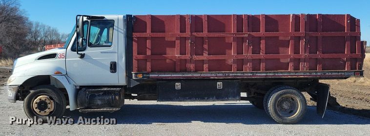 image for item LC9938 2007 International 4300 dump flatbed truck