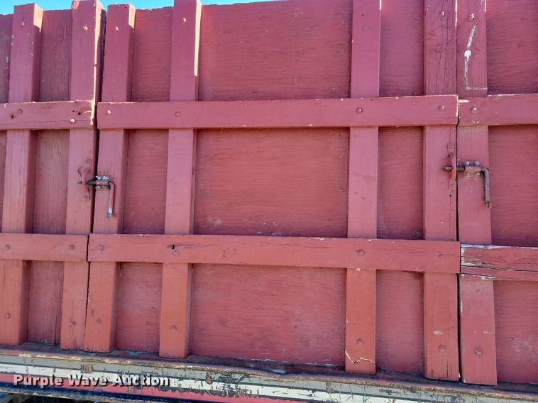 image for item LC9938 2007 International 4300 dump flatbed truck