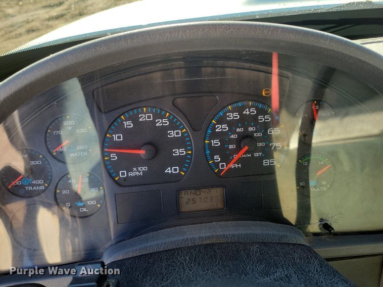 image for item LC9938 2007 International 4300 dump flatbed truck