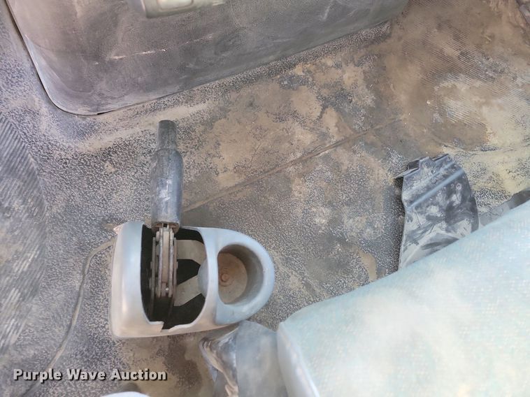 image for item LC9938 2007 International 4300 dump flatbed truck