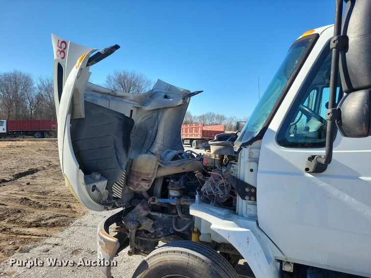 image for item LC9938 2007 International 4300 dump flatbed truck