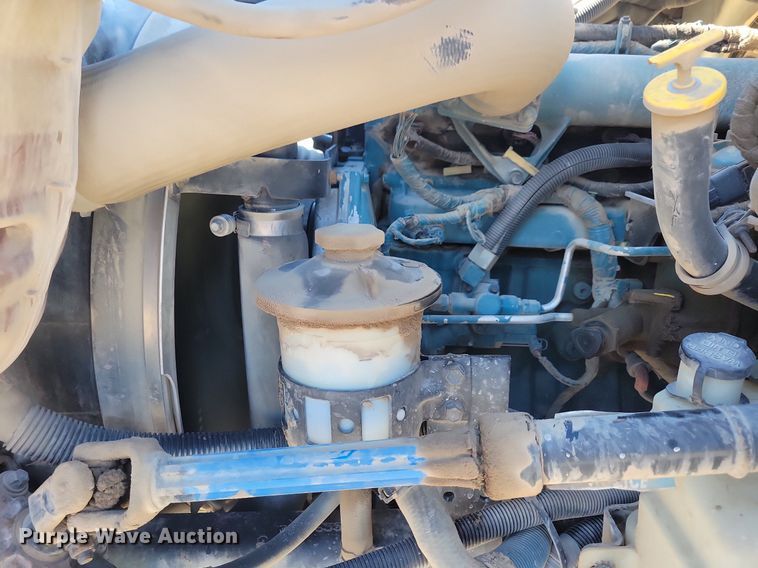 image for item LC9938 2007 International 4300 dump flatbed truck