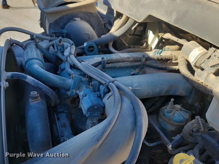 image for item LC9938 2007 International 4300 dump flatbed truck