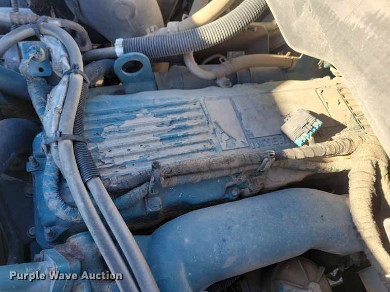 image for item LC9938 2007 International 4300 dump flatbed truck