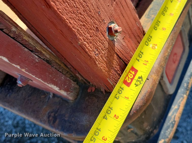 image for item LC9939 2006 International  4300 dump flatbed truck