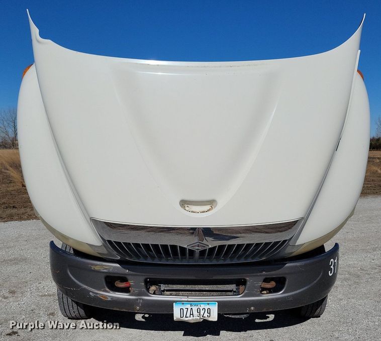 image for item LC9939 2006 International  4300 dump flatbed truck