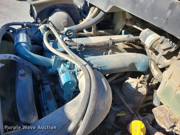 image for item LC9939 2006 International  4300 dump flatbed truck