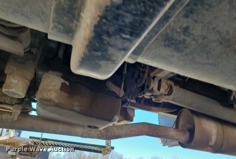 image for item LC9939 2006 International  4300 dump flatbed truck