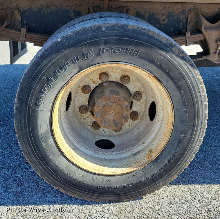 image for item LC9939 2006 International  4300 dump flatbed truck