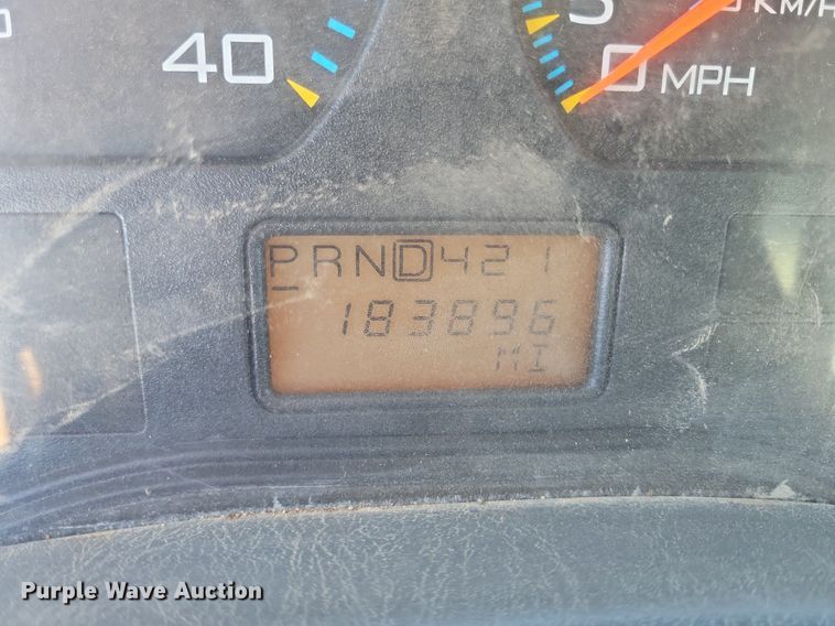 image for item LC9940 2006 International  4300 dump flatbed truck