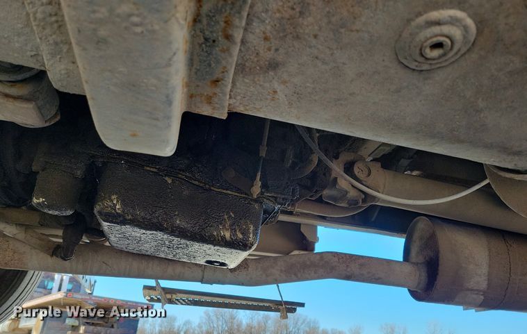 image for item LC9940 2006 International  4300 dump flatbed truck