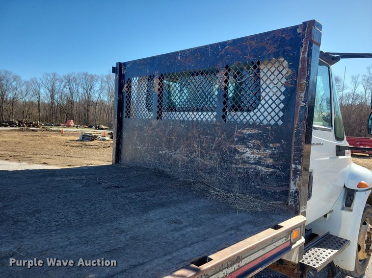 image for item LC9941 2006 International  4300 dump flatbed truck