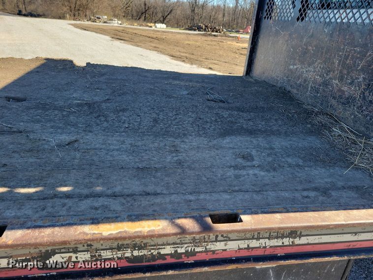 image for item LC9941 2006 International  4300 dump flatbed truck