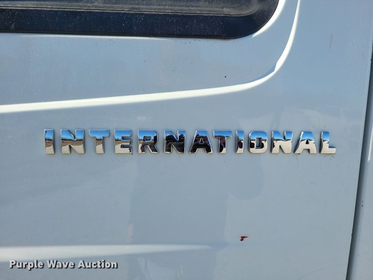 image for item LC9941 2006 International  4300 dump flatbed truck