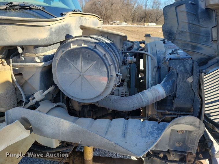 image for item LC9941 2006 International  4300 dump flatbed truck