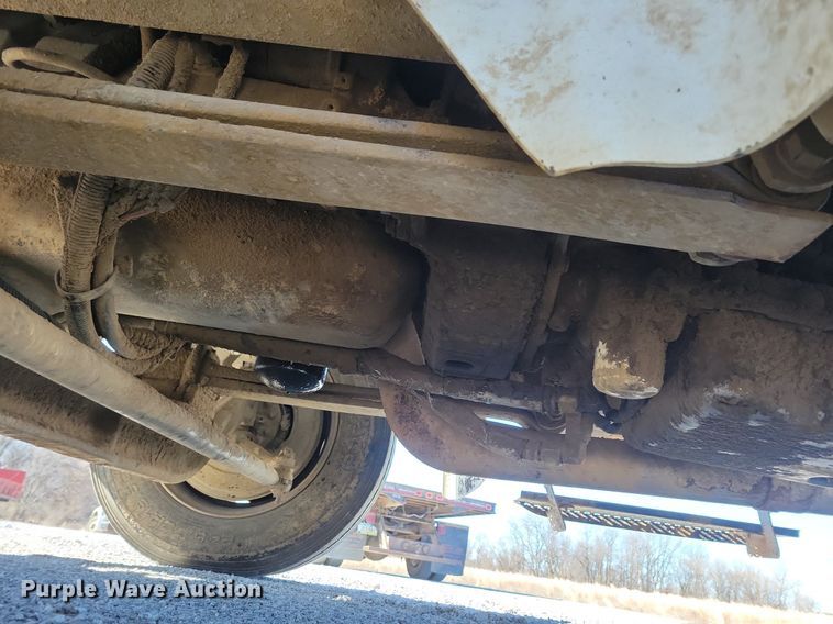 image for item LC9941 2006 International  4300 dump flatbed truck