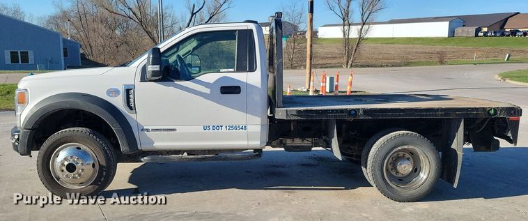 image for item LC9942 2020 Ford F550 Super Duty XL flatbed truck