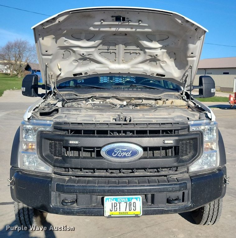 image for item LC9942 2020 Ford F550 Super Duty XL flatbed truck