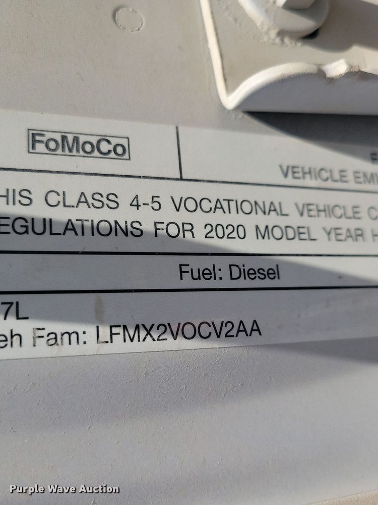 image for item LC9942 2020 Ford F550 Super Duty XL flatbed truck