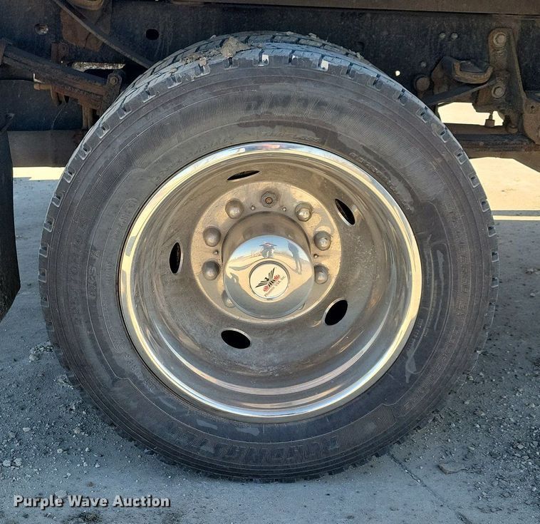 image for item LC9942 2020 Ford F550 Super Duty XL flatbed truck