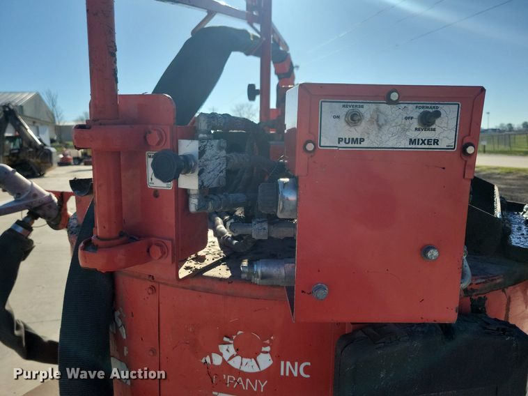 image for item LC9943 Crafco SS25 melter applicator