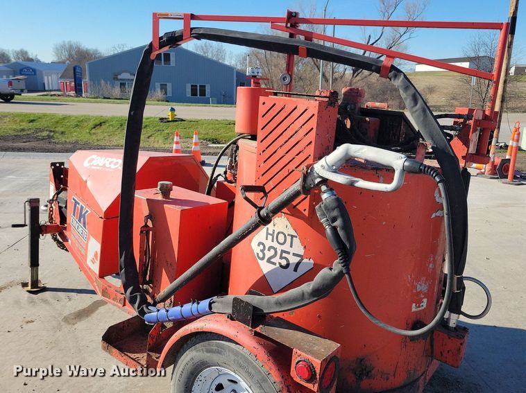 image for item LC9943 Crafco SS25 melter applicator