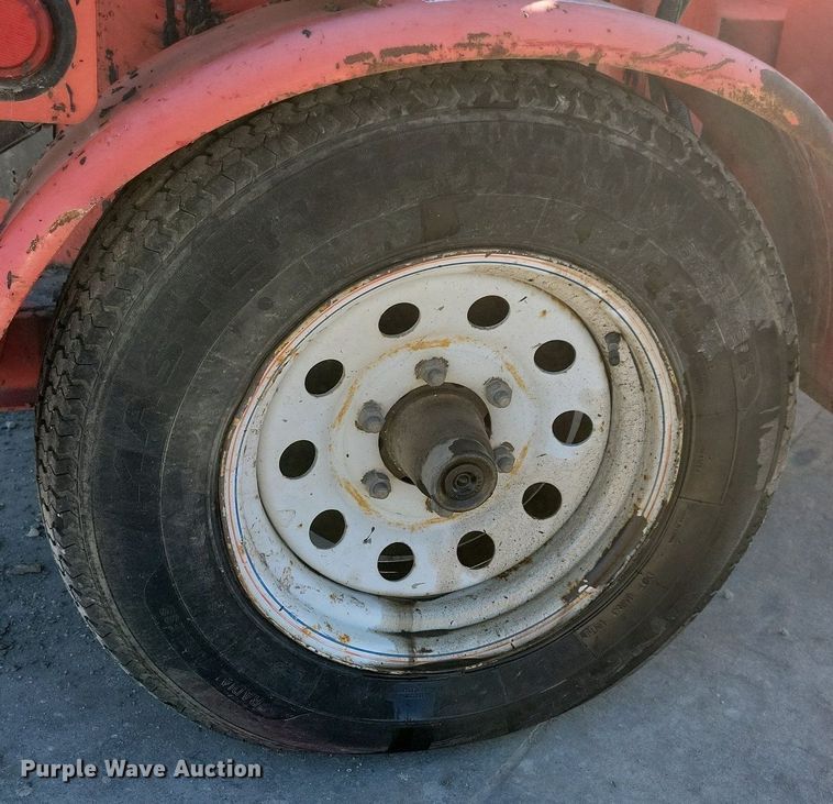 image for item LC9943 Crafco SS25 melter applicator