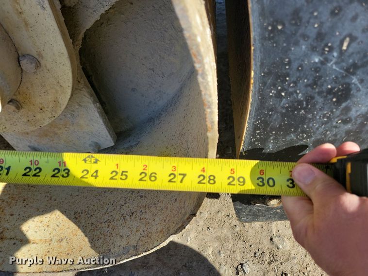 image for item LC9944 2006 Ingersoll Rand DD24 double drum vibratory roller