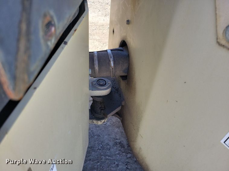 image for item LC9944 2006 Ingersoll Rand DD24 double drum vibratory roller