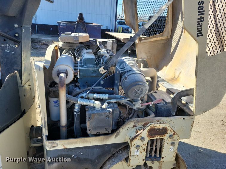 image for item LC9944 2006 Ingersoll Rand DD24 double drum vibratory roller