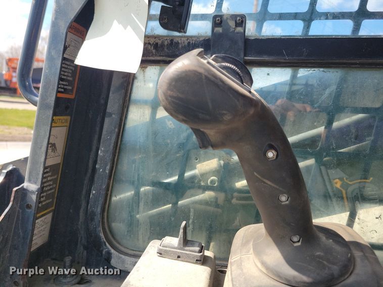 image for item LC9948 2018 John Deere 317G tracked skid steer loader