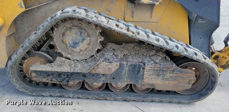 image for item LC9948 2018 John Deere 317G tracked skid steer loader