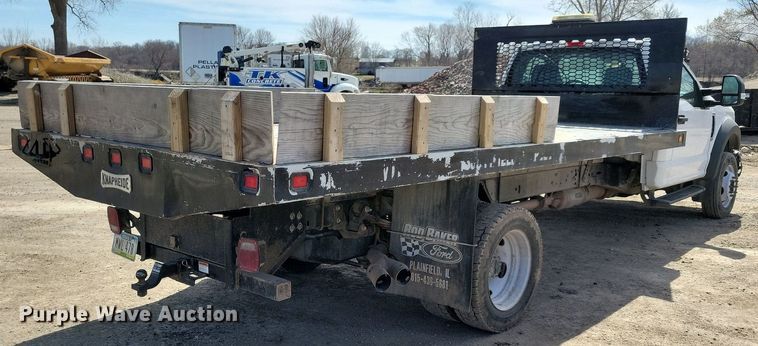 image for item LC9952 2019 Ford F550 Super Duty XL flatbed truck