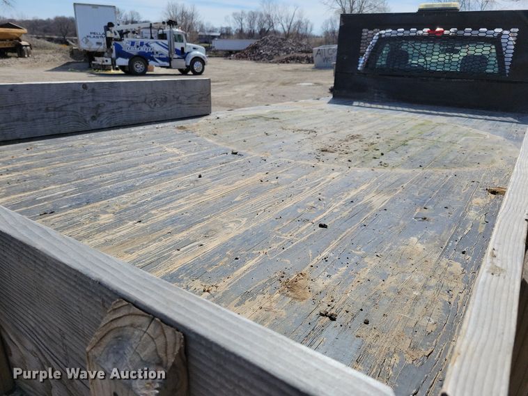 image for item LC9952 2019 Ford F550 Super Duty XL flatbed truck