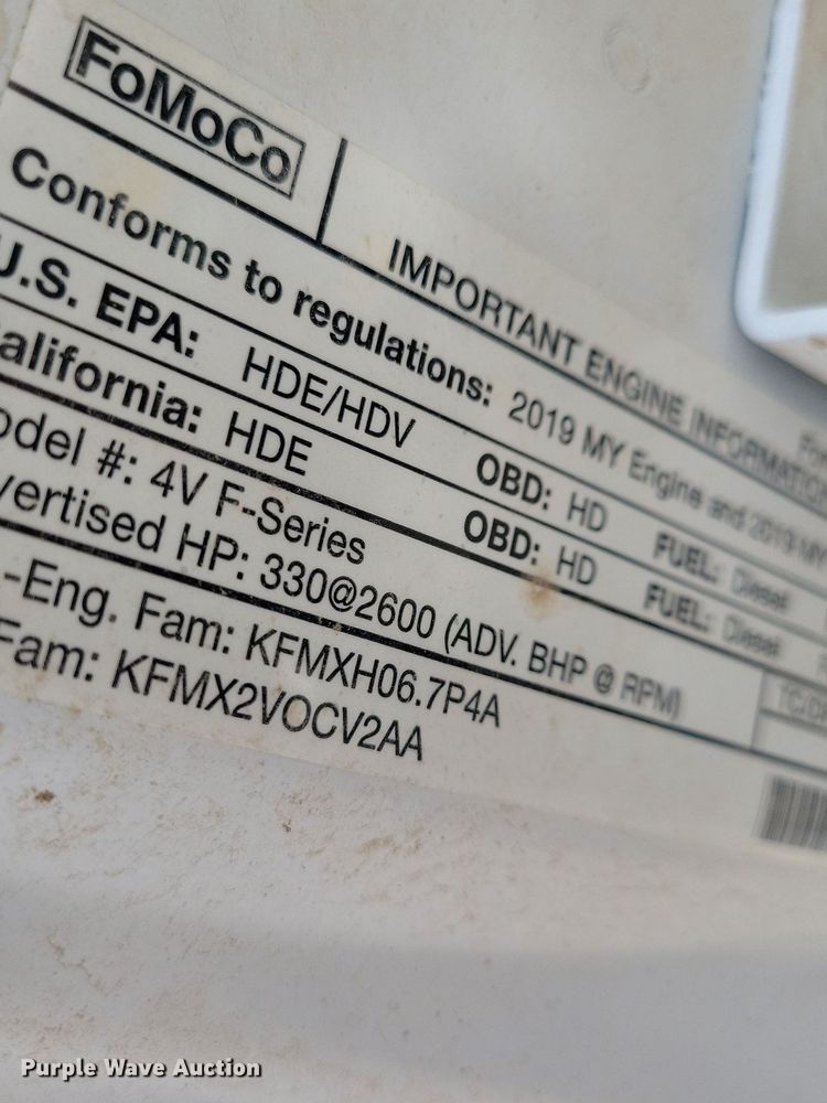 image for item LC9952 2019 Ford F550 Super Duty XL flatbed truck