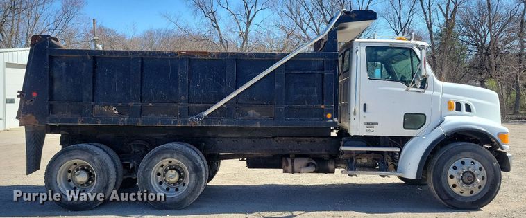 image for item LC9957 2007 Sterling LT7500 dump truck