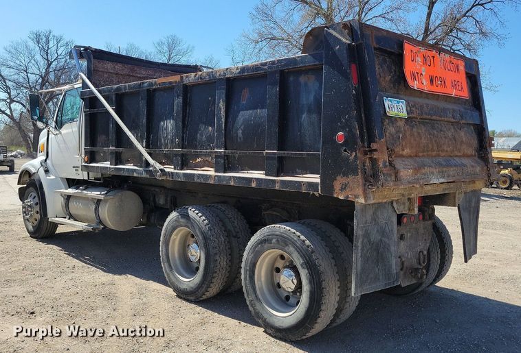 image for item LC9957 2007 Sterling LT7500 dump truck