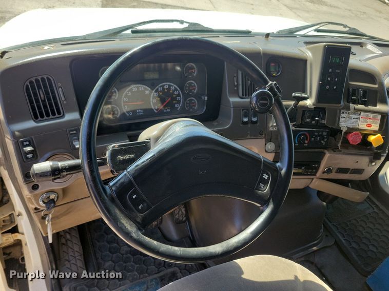 image for item LC9957 2007 Sterling LT7500 dump truck