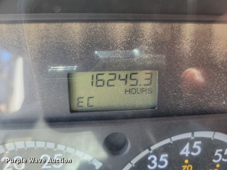 image for item LC9957 2007 Sterling LT7500 dump truck