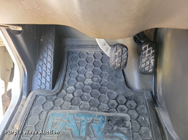 image for item LC9957 2007 Sterling LT7500 dump truck